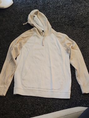 Vince Two-Tone Raglan Hooded Pullover in Light Beige and Sand